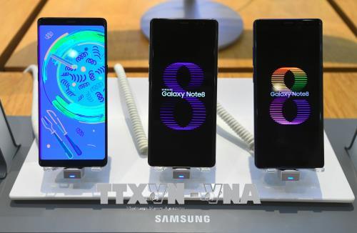 Samsung chủ động giảm giá điện thoại thông minh ảnh 1